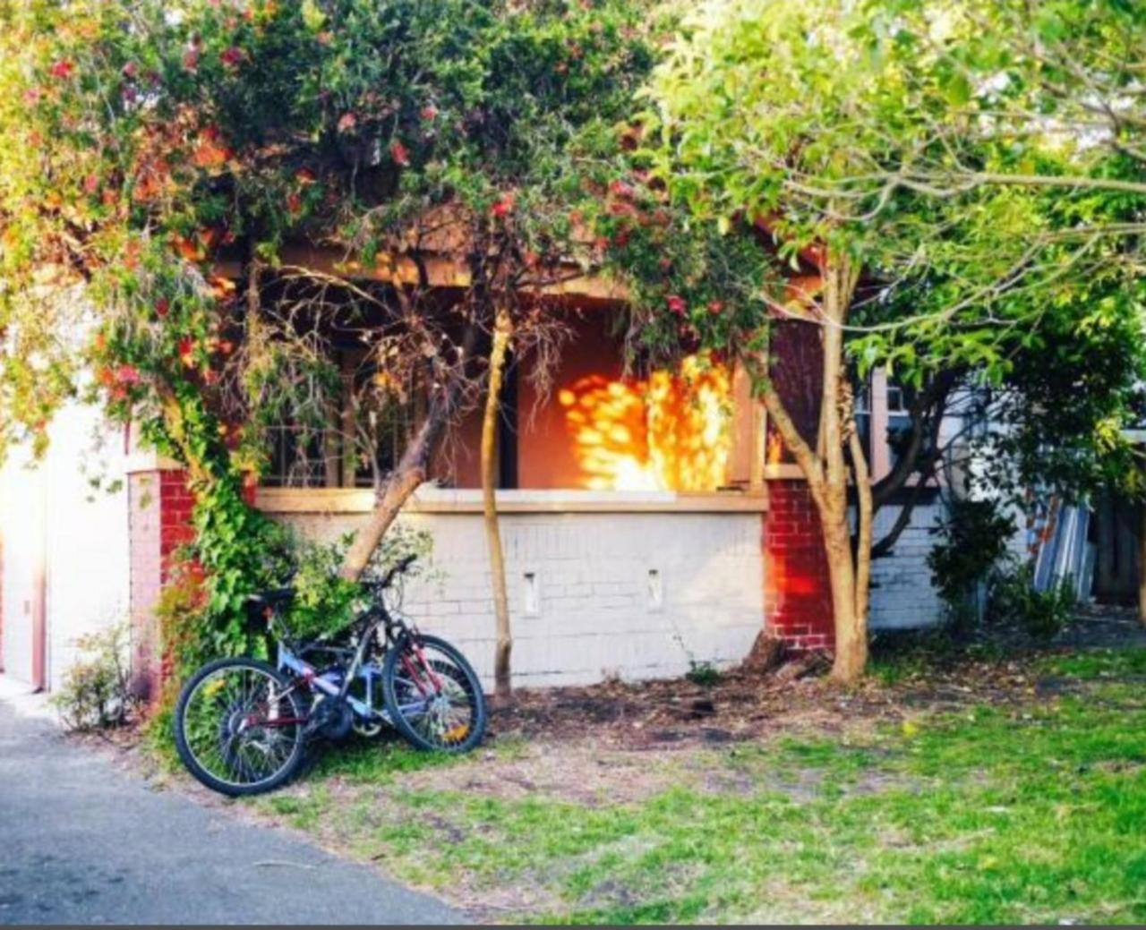 セント キルダ イースト ロッジ メルボルン エクステリア 写真